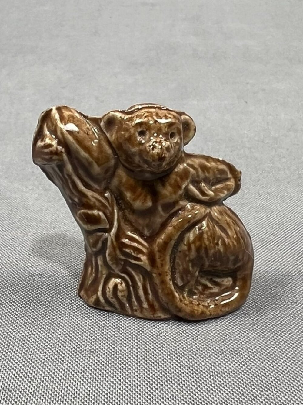 Vtg Wade Whimsies Red Rose Tea Brown Monkey Ceramic Miniature Figurine England